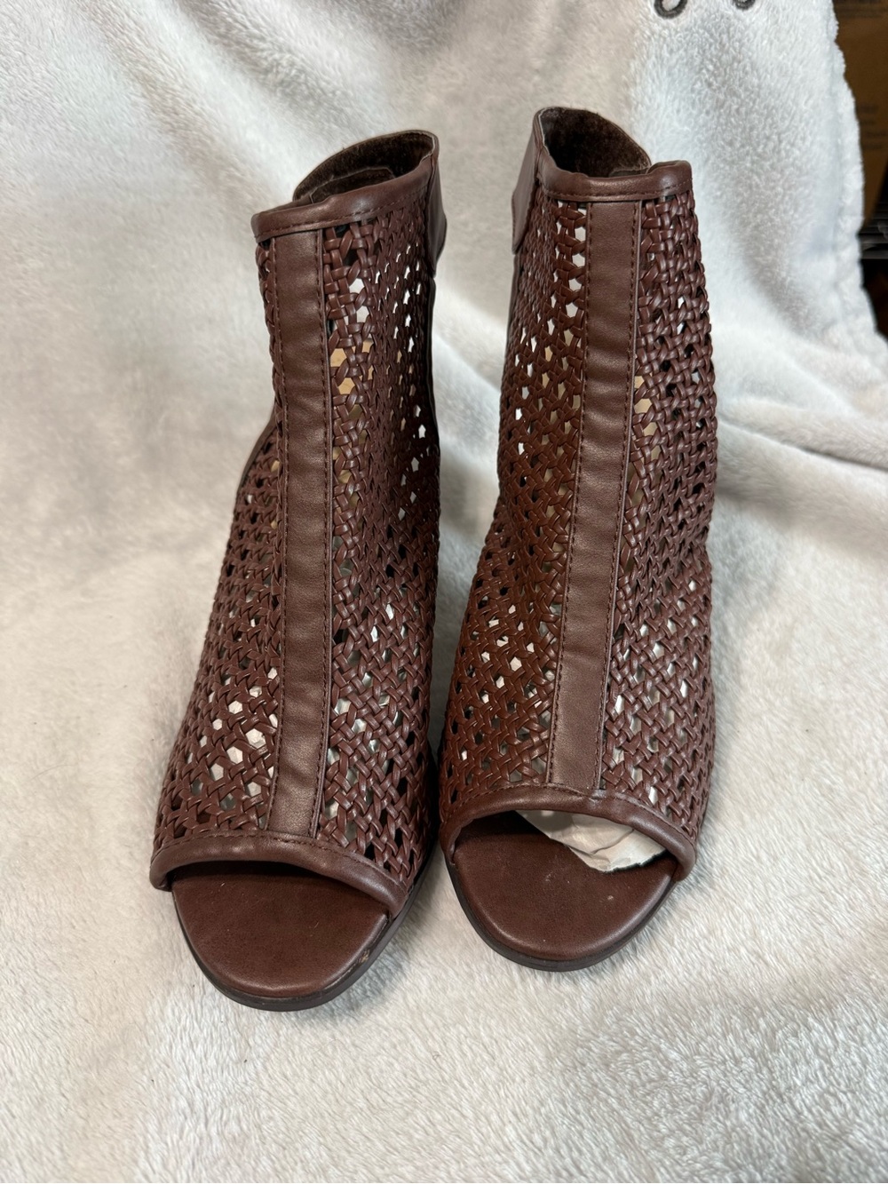 Woven Peep-Toe Mid Heel Sandals - Brown - Picture 2 of 6